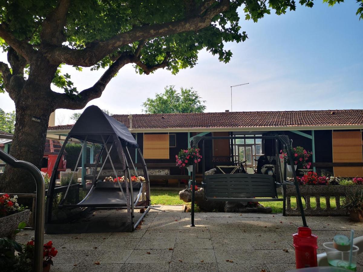 Eureka Azienda Agrituristica Cavallino-Treporti Exteriör bild